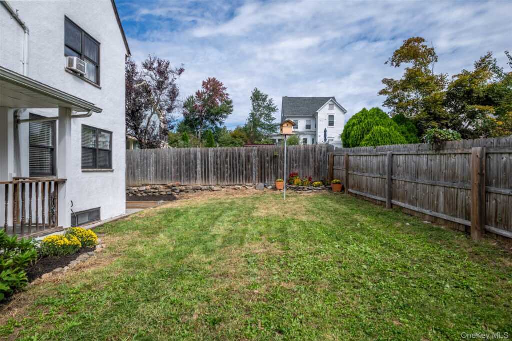 887 Webster Avenue, New Rochelle, NY 10804 - Photo 31 of 31