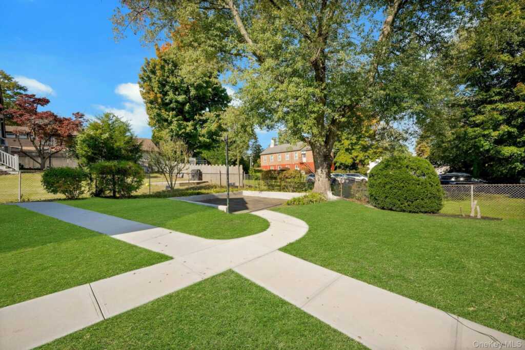 20 Archer Avenue, White Plains, NY 10603 - Photo 18 of 20