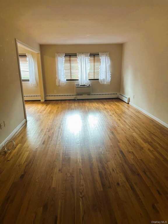 1 W Lawrence Park Drive, Unit #3, Piermont, NY 10968 - Photo 2 of 8