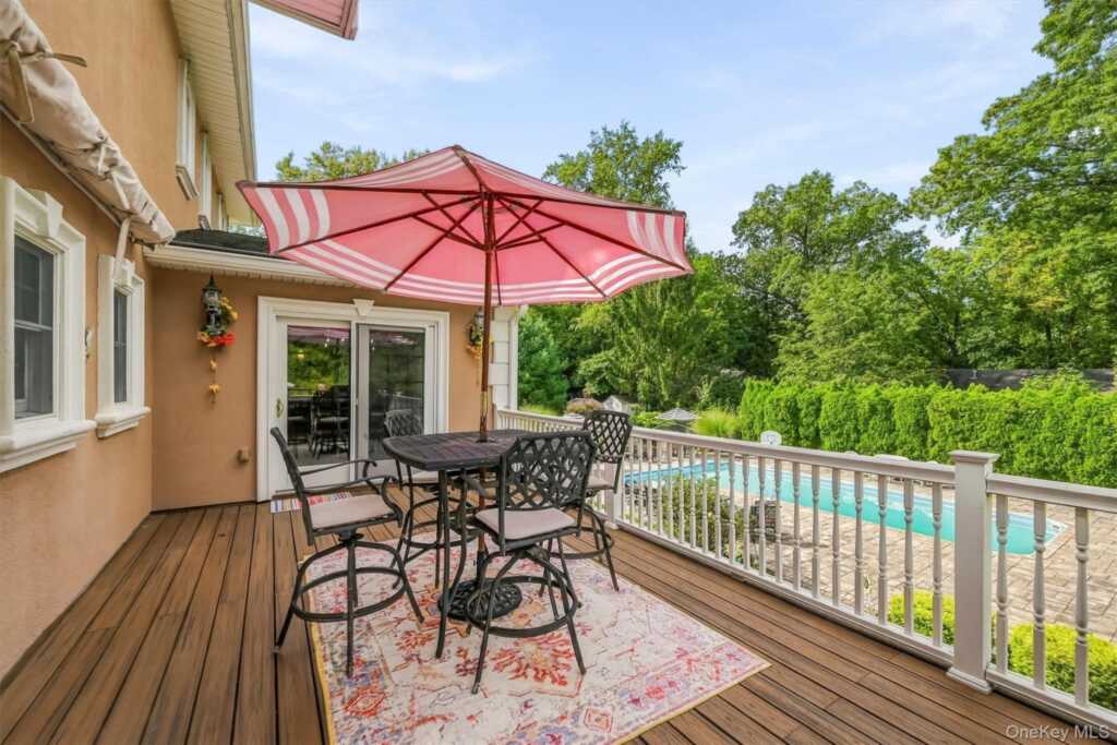22 Beaumont Drive, New City, NY 10956 - Photo 16 of 48