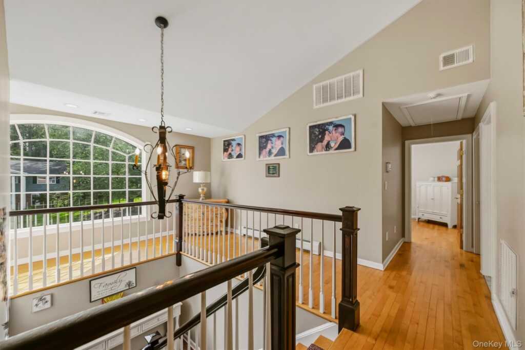 22 Beaumont Drive, New City, NY 10956 - Photo 23 of 48