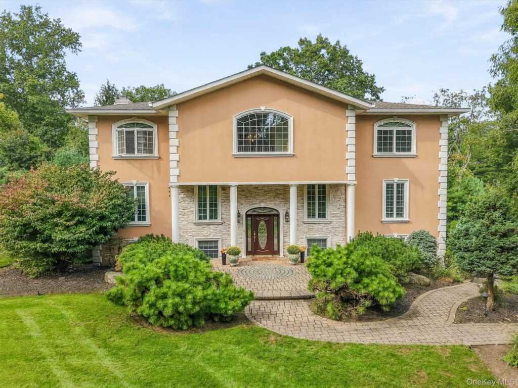 22 Beaumont Drive, New City, NY 10956 - Photo 3 of 48