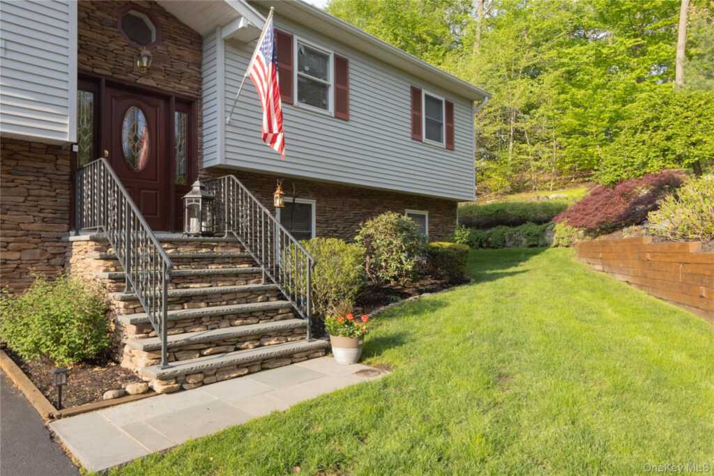 5 Nickolaus Lane, Nanuet, NY 10954 - Photo 11 of 30