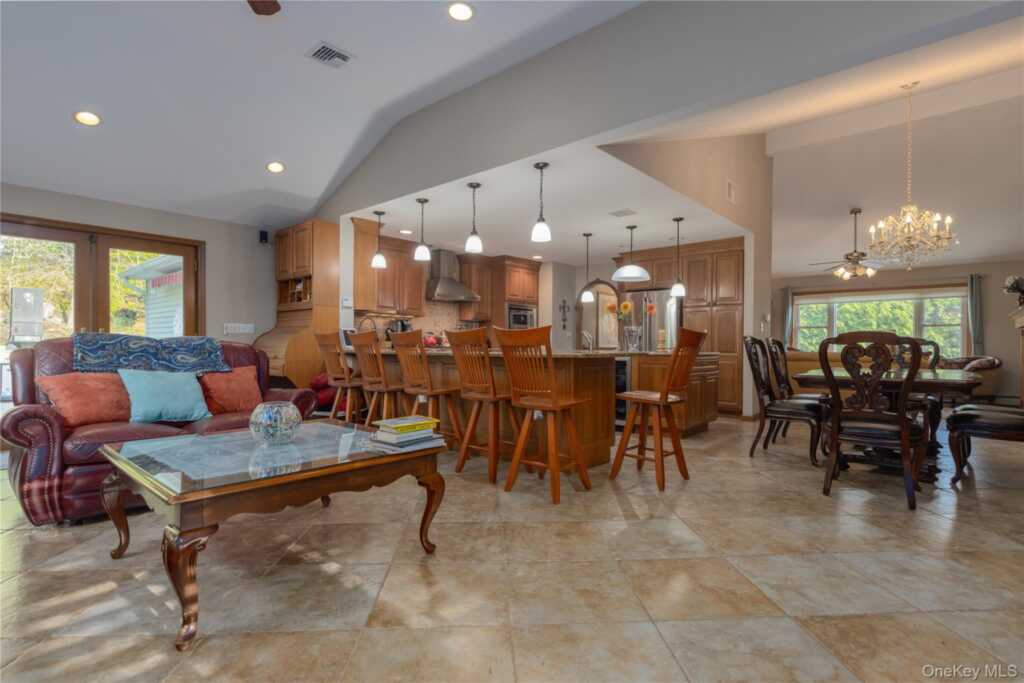 5 Nickolaus Lane, Nanuet, NY 10954 - Photo 19 of 30