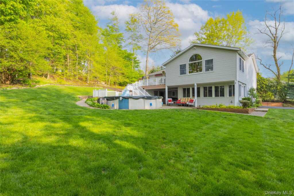 5 Nickolaus Lane, Nanuet, NY 10954 - Photo 6 of 30