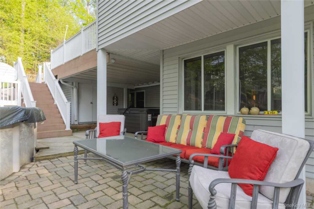 5 Nickolaus Lane, Nanuet, NY 10954 - Photo 7 of 30
