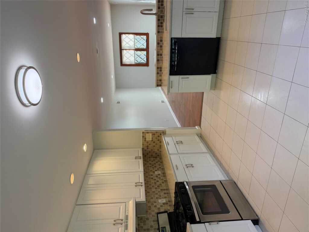 0 Van Houten Fields, West Nyack, NY 10994