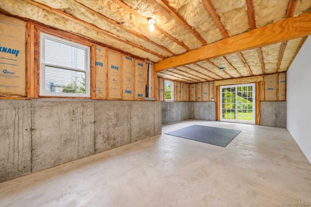 118 Ridge Road, Valley Cottage, NY 10989 - Photo 38 of 41