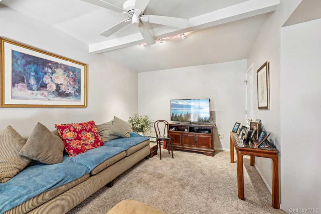 10 4th Street, New Rochelle, NY 10801 - Photo 7 of 24
