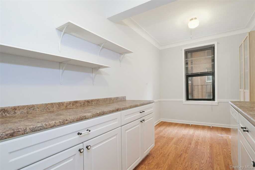 1 Broad Parkway, Unit #4L, White Plains, NY 10601 - Photo 12 of 22