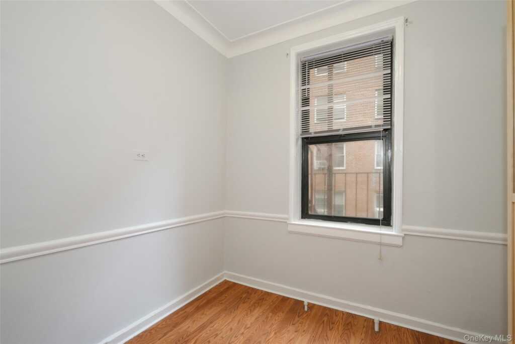1 Broad Parkway, Unit #4L, White Plains, NY 10601 - Photo 13 of 22