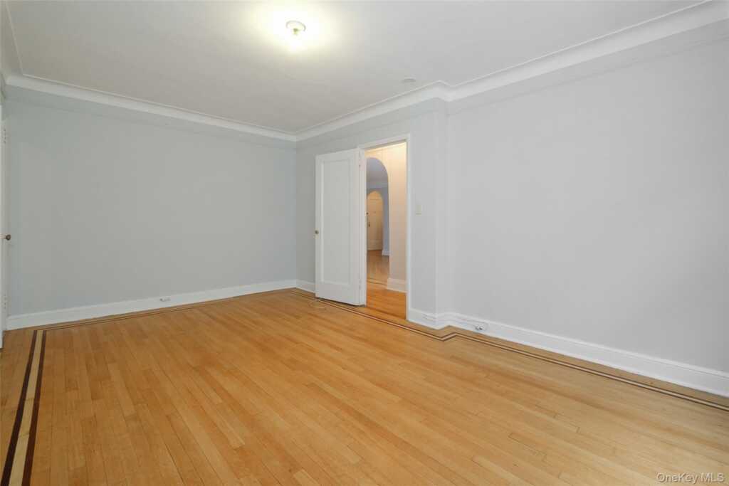 1 Broad Parkway, Unit #4L, White Plains, NY 10601 - Photo 20 of 22