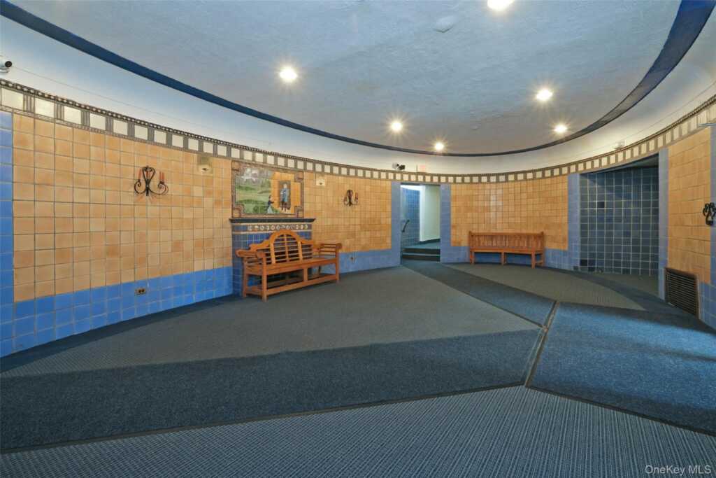 1 Broad Parkway, Unit #4L, White Plains, NY 10601 - Photo 5 of 22