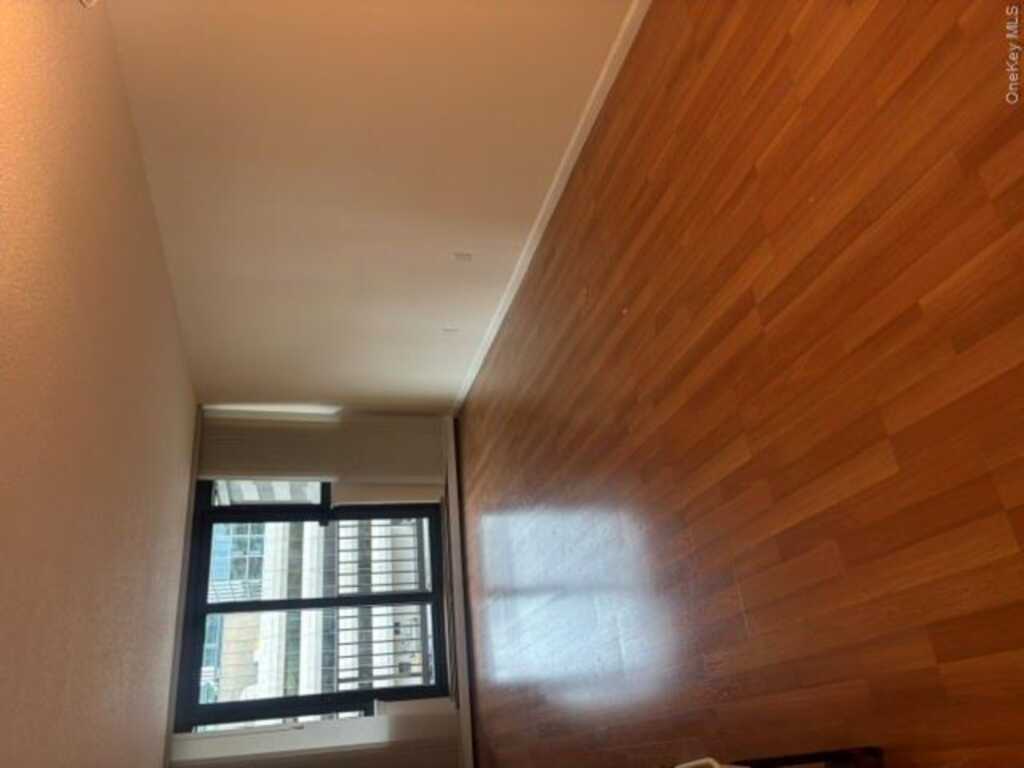 25 Rockledge Avenue, Unit #517, White Plains, NY 10601 - Photo 11 of 30
