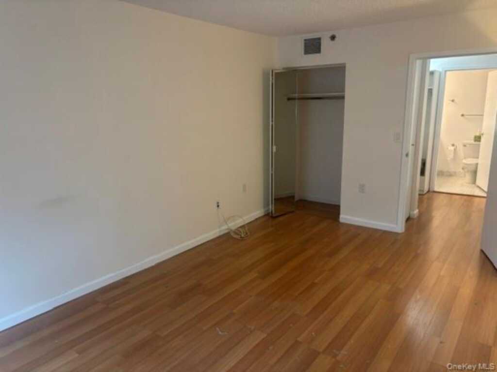 25 Rockledge Avenue, Unit #517, White Plains, NY 10601 - Photo 21 of 30