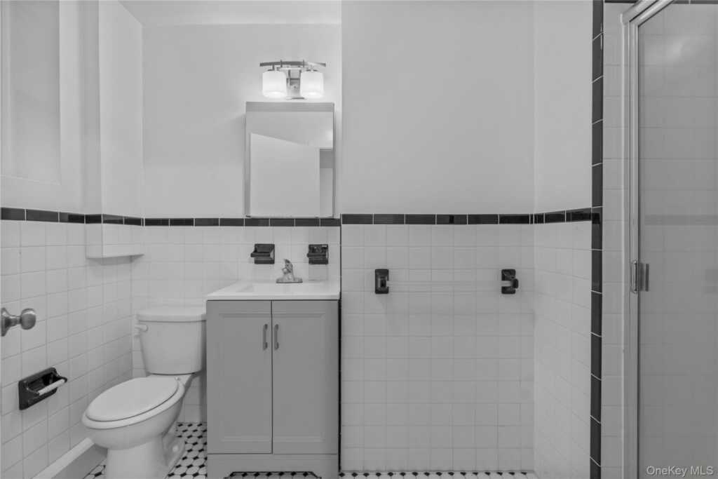 232 Martine Avenue, Unit #BD/BC, White Plains, NY 10601 - Photo 11 of 20