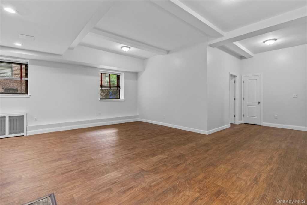 232 Martine Avenue, Unit #BD/BC, White Plains, NY 10601 - Photo 13 of 20