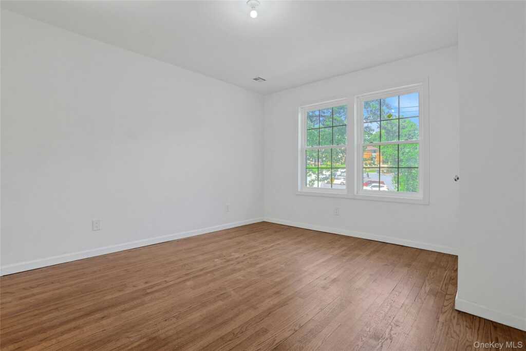 15 Waldron Avenue, Nyack, NY 10960 - Photo 16 of 44