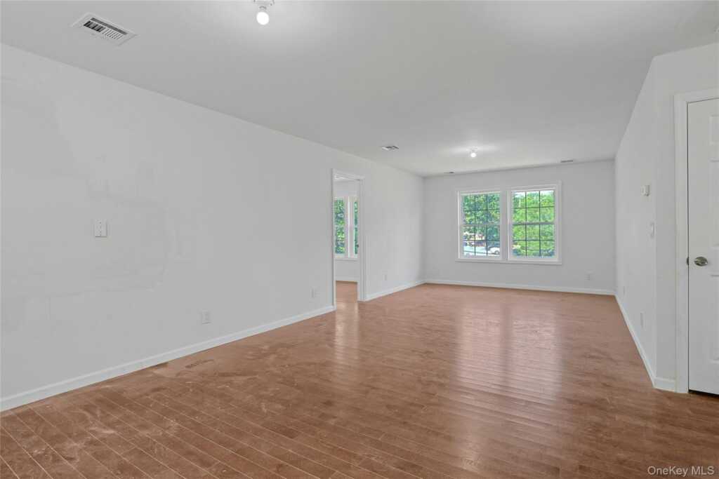 15 Waldron Avenue, Nyack, NY 10960 - Photo 29 of 44