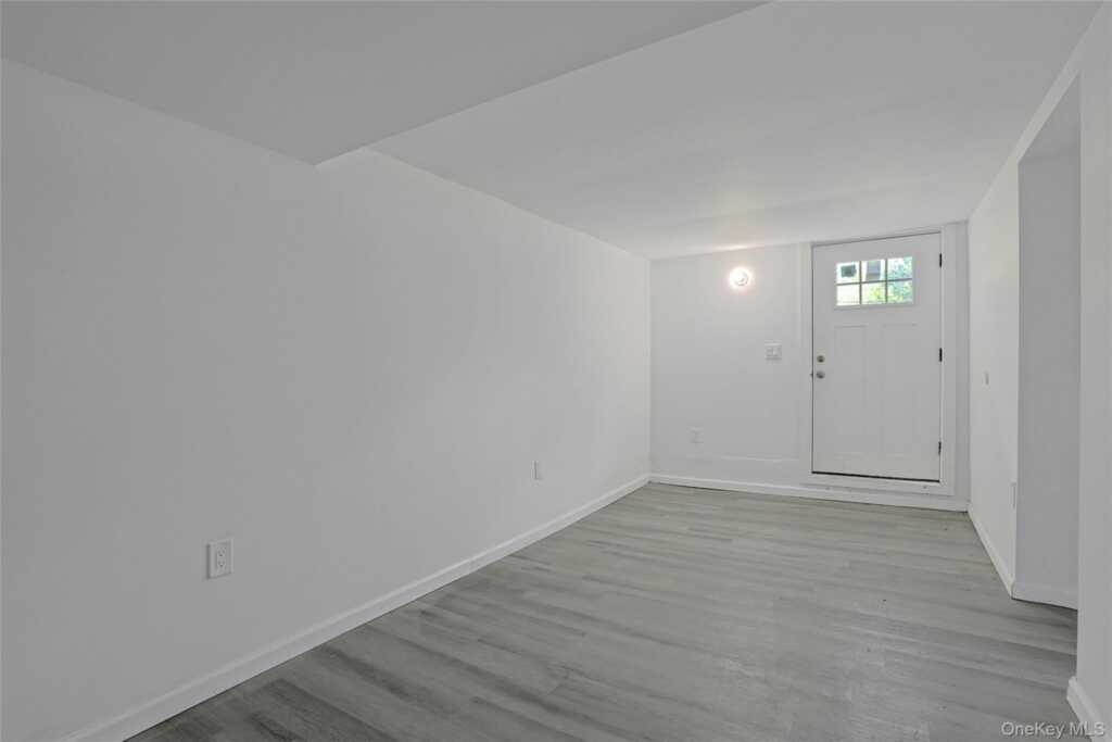 15 Waldron Avenue, Nyack, NY 10960 - Photo 37 of 44
