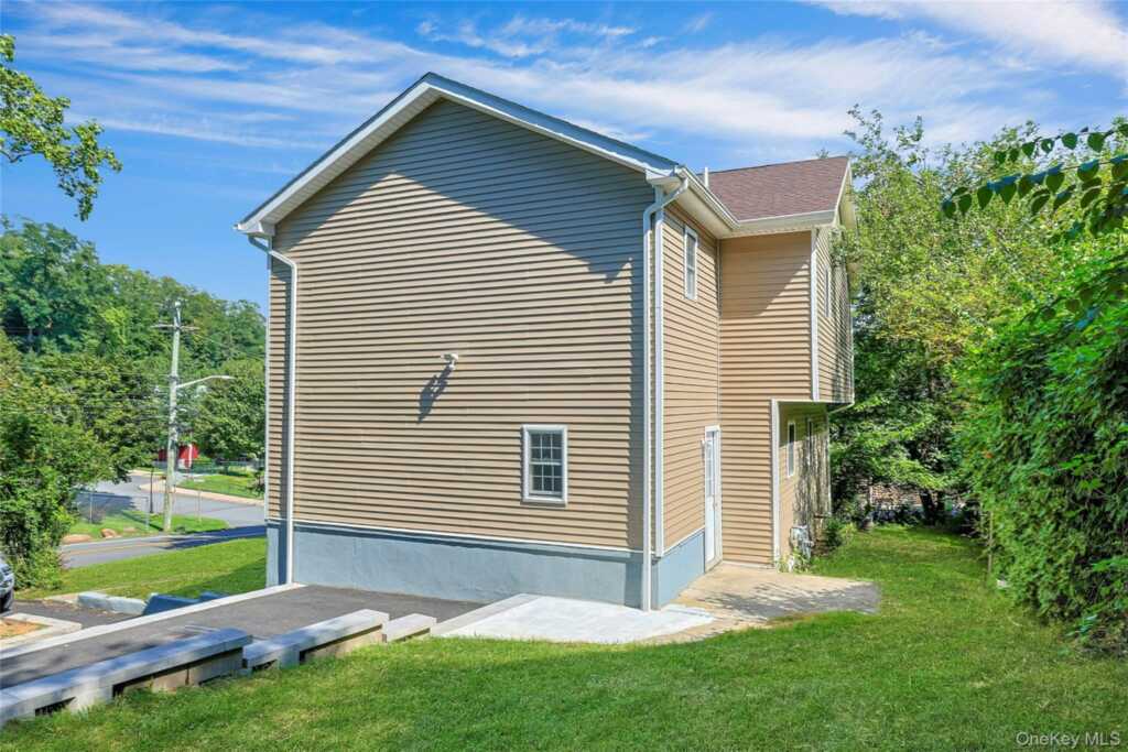 15 Waldron Avenue, Nyack, NY 10960 - Photo 43 of 44