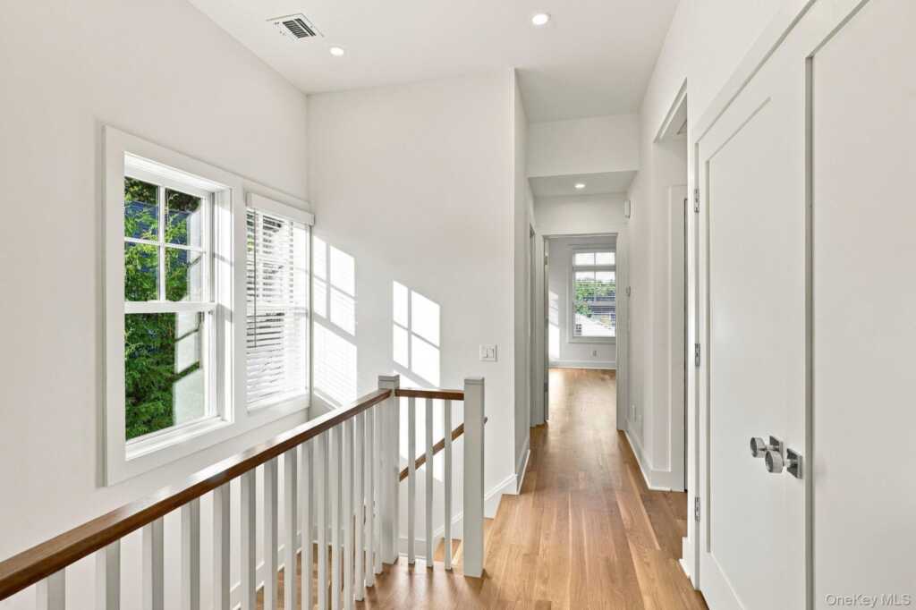 72 Orchard Avenue, Rye, NY 10580 - Photo 18 of 40
