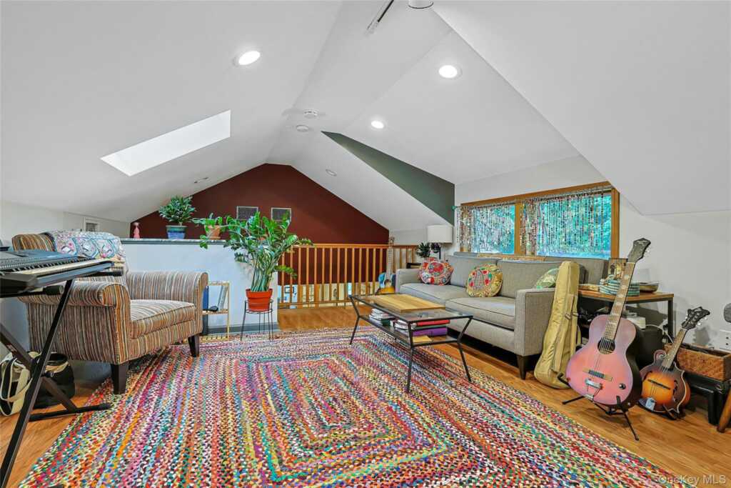 4 Carlann Lane, Valley Cottage, NY 10989 - Photo 36 of 37