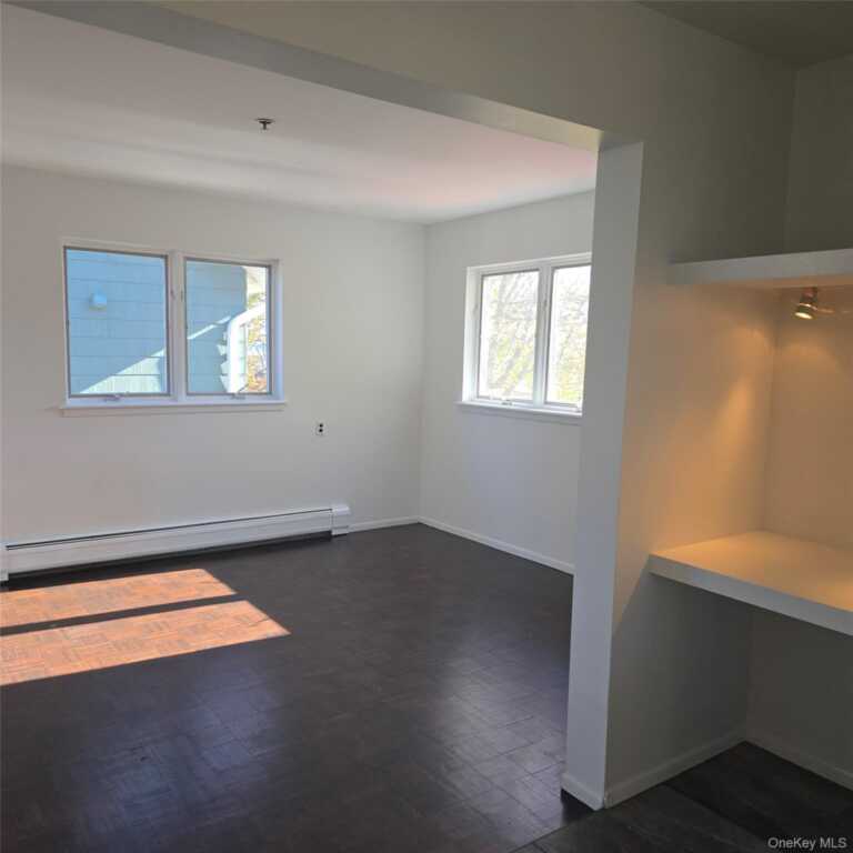 225 High Avenue, Nyack, NY 10960 - Photo 11 of 32