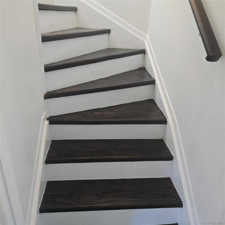 225 High Avenue, Nyack, NY 10960 - Photo 18 of 32