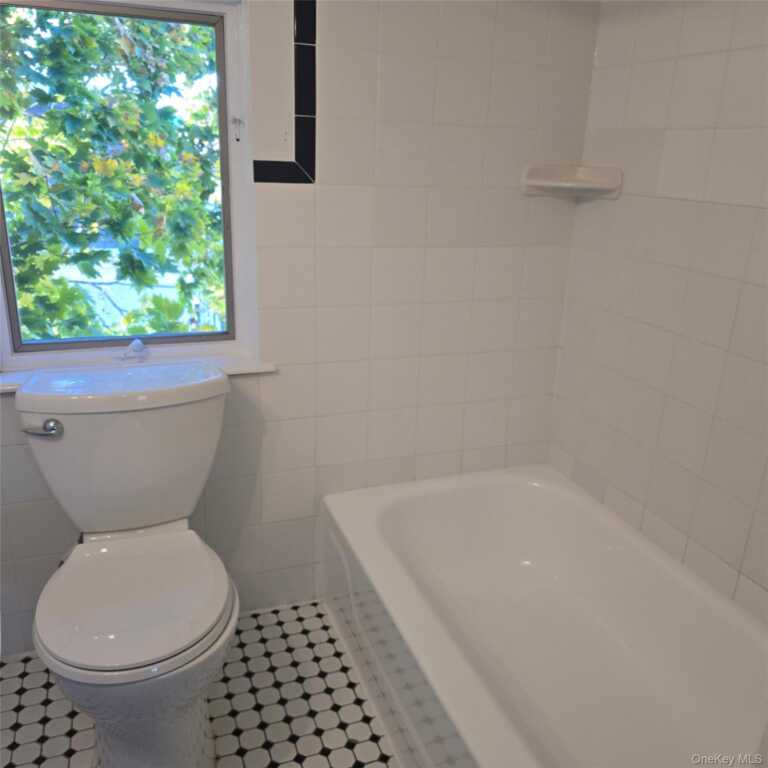 225 High Avenue, Nyack, NY 10960 - Photo 25 of 32