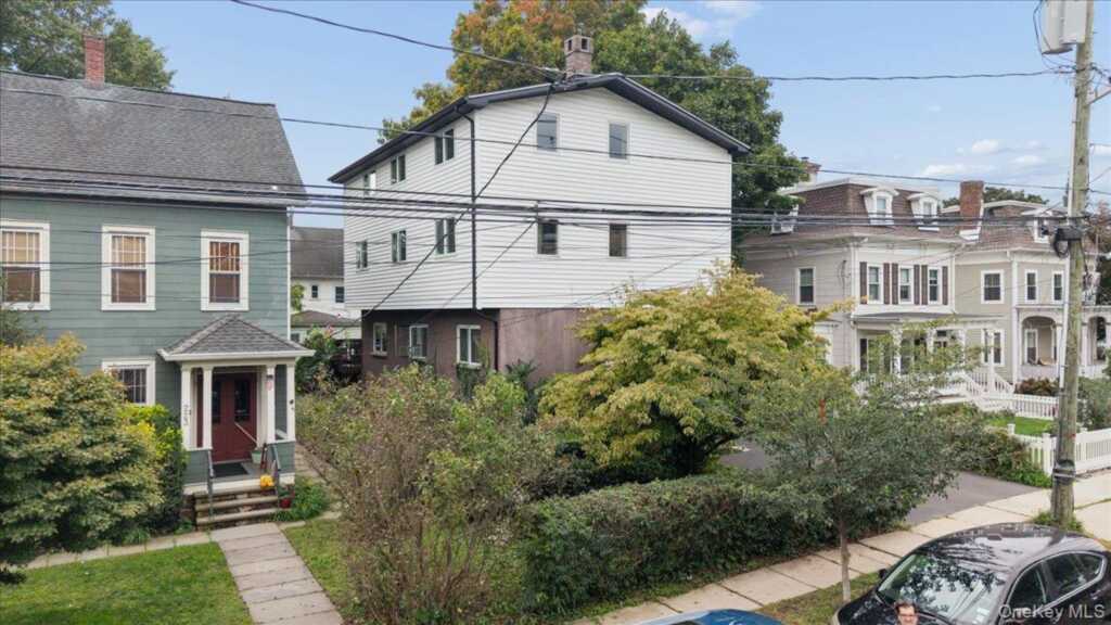 225 High Avenue, Nyack, NY 10960 - Photo 29 of 32