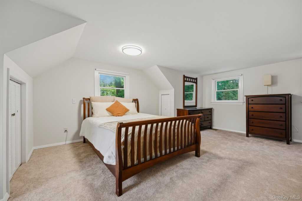 33 Short Hill Road, New City, NY 10956 - Photo 11 of 22