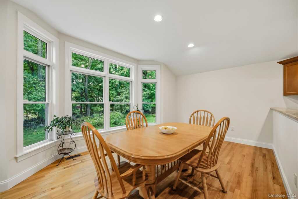 33 Short Hill Road, New City, NY 10956 - Photo 6 of 22