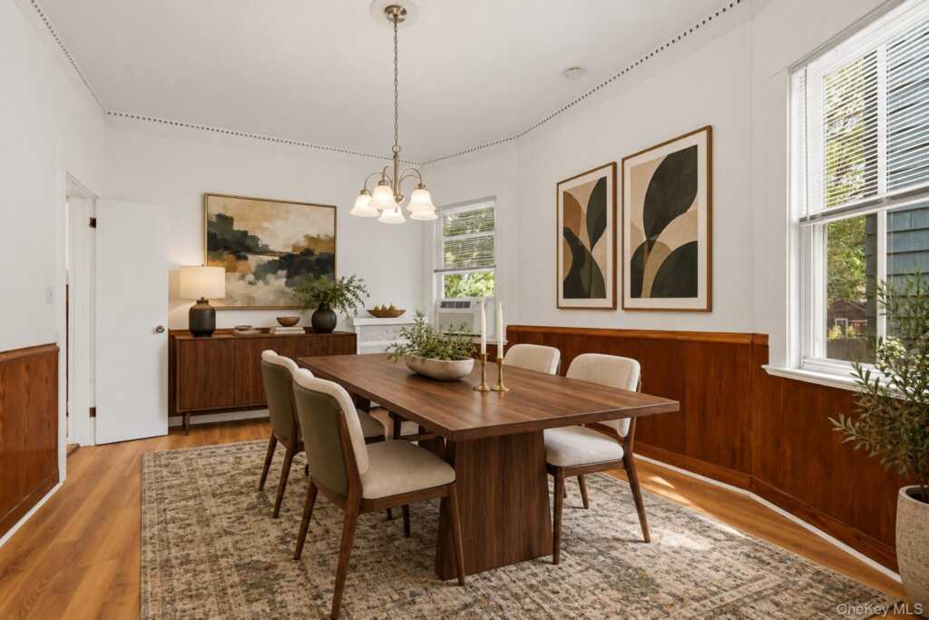 82 Quinby Avenue, White Plains, NY 10606 - Photo 11 of 44