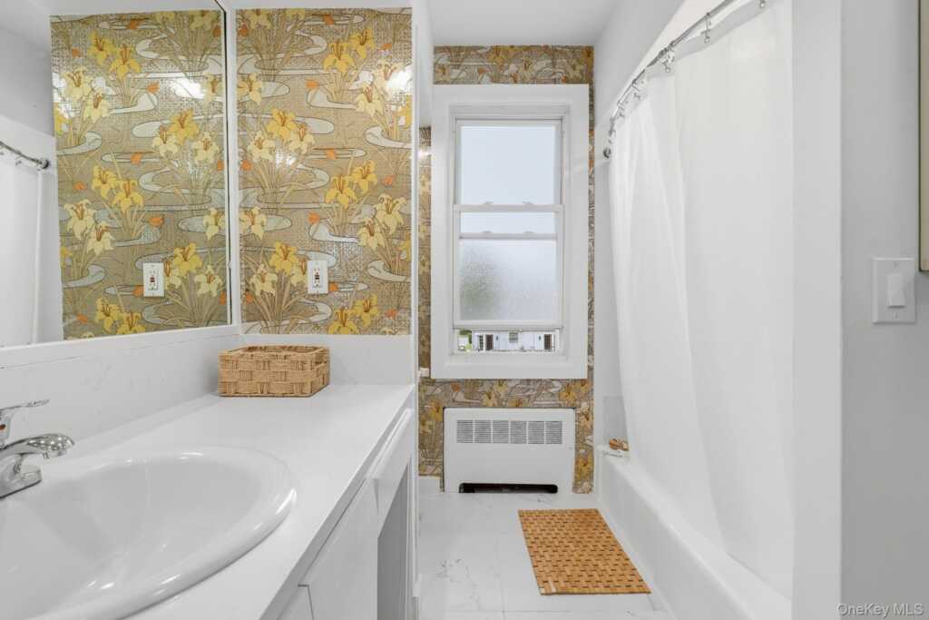 82 Quinby Avenue, White Plains, NY 10606 - Photo 27 of 44