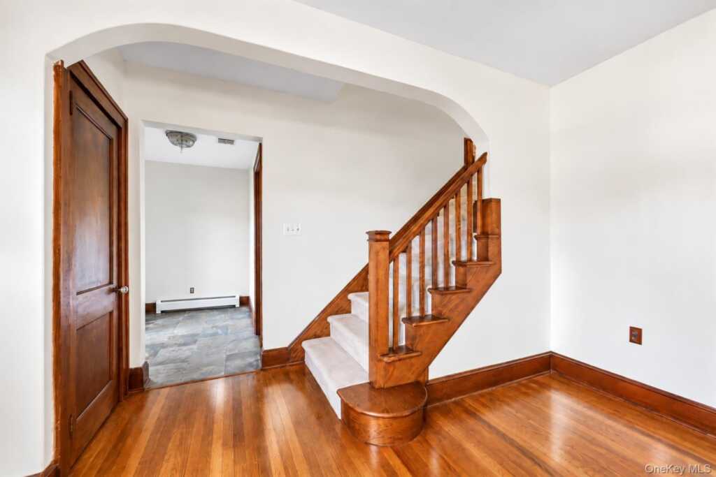 7 Atlantic Avenue, Nanuet, NY 10954 - Photo 15 of 28