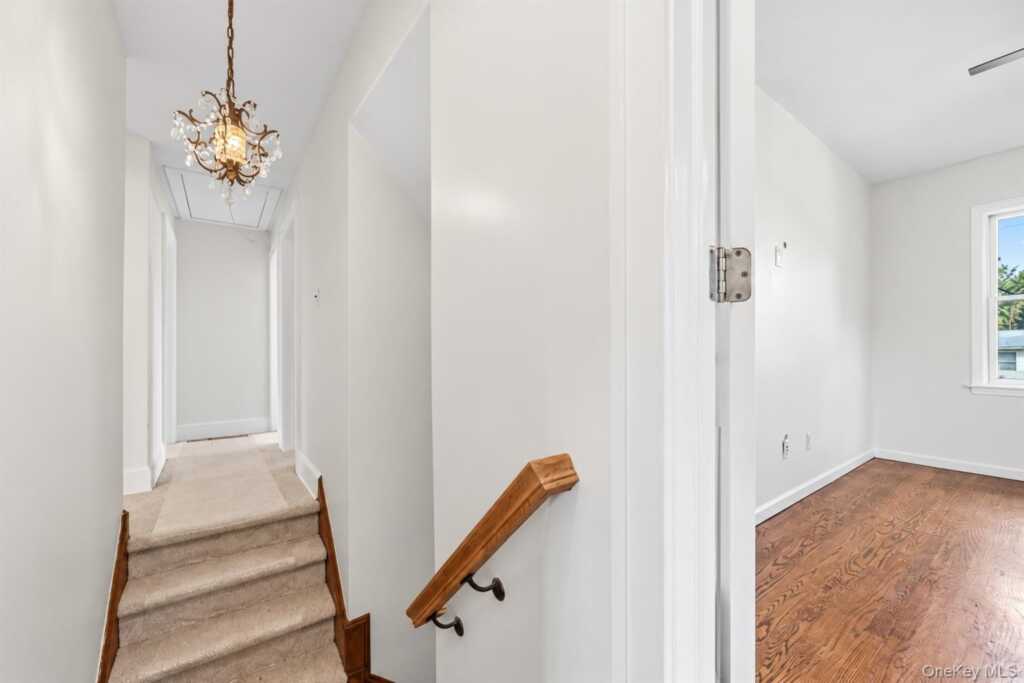 7 Atlantic Avenue, Nanuet, NY 10954 - Photo 16 of 28