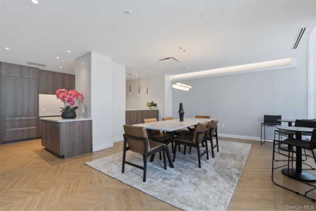 175 Huguenot Street, Unit #2602, New Rochelle, NY 10801 - Photo 30 of 37