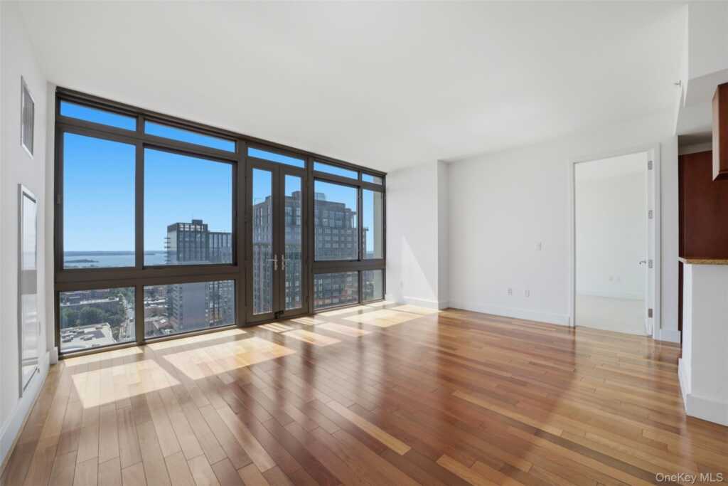 175 Huguenot Street, Unit #2602, New Rochelle, NY 10801 - Photo 4 of 37