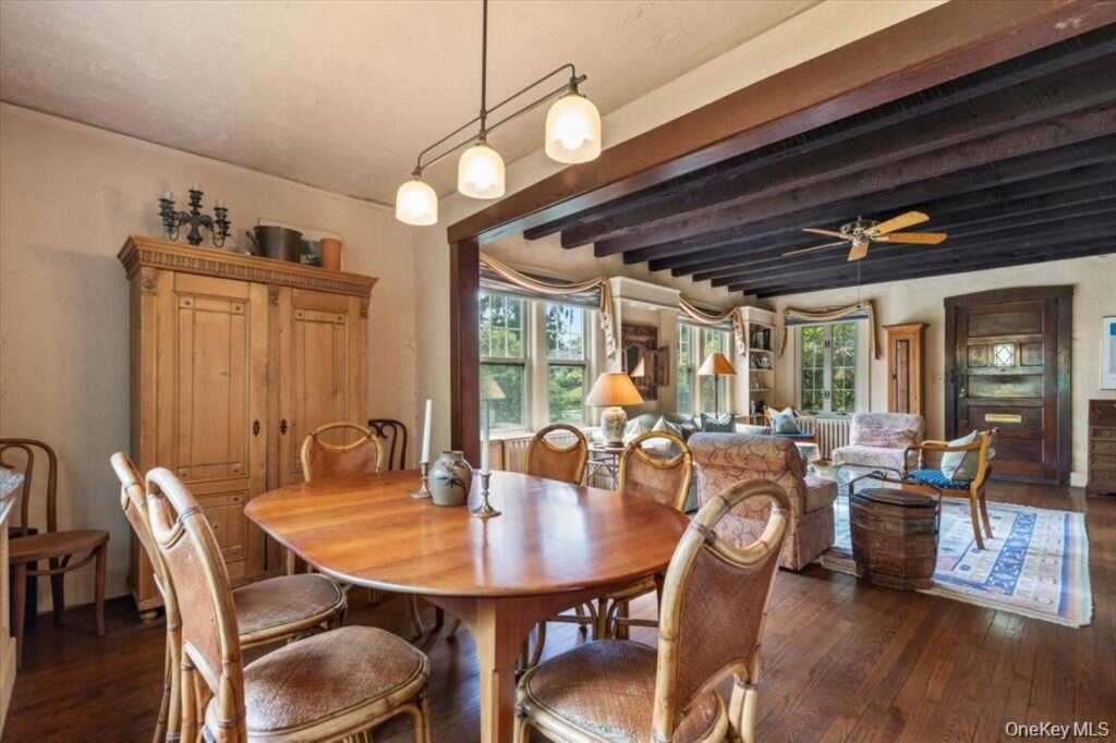 97 Mountain Avenue, New Rochelle, NY 10804 - Photo 2 of 21