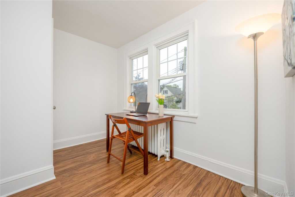 20 Byron Avenue, White Plains, NY 10606 - Photo 19 of 34