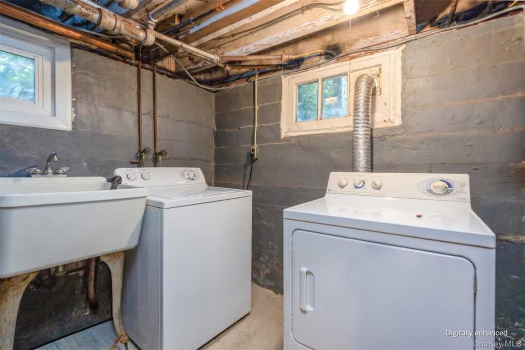 20 Byron Avenue, White Plains, NY 10606 - Photo 22 of 34