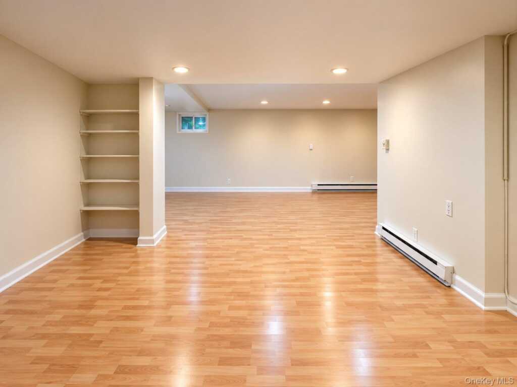 174 Waverly Road, New Rochelle, NY 10583 - Photo 22 of 35