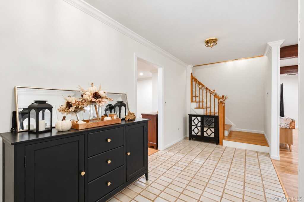 18 Tamarac Avenue, New City, NY 10956 - Photo 23 of 35