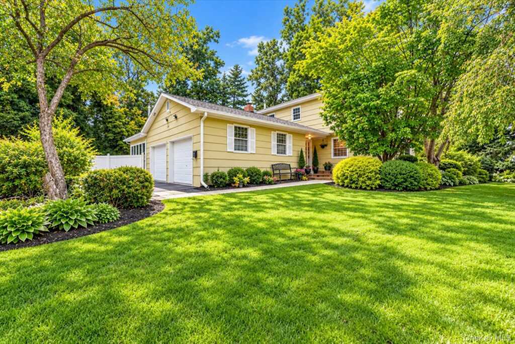 18 Tamarac Avenue, New City, NY 10956 - Photo 35 of 35