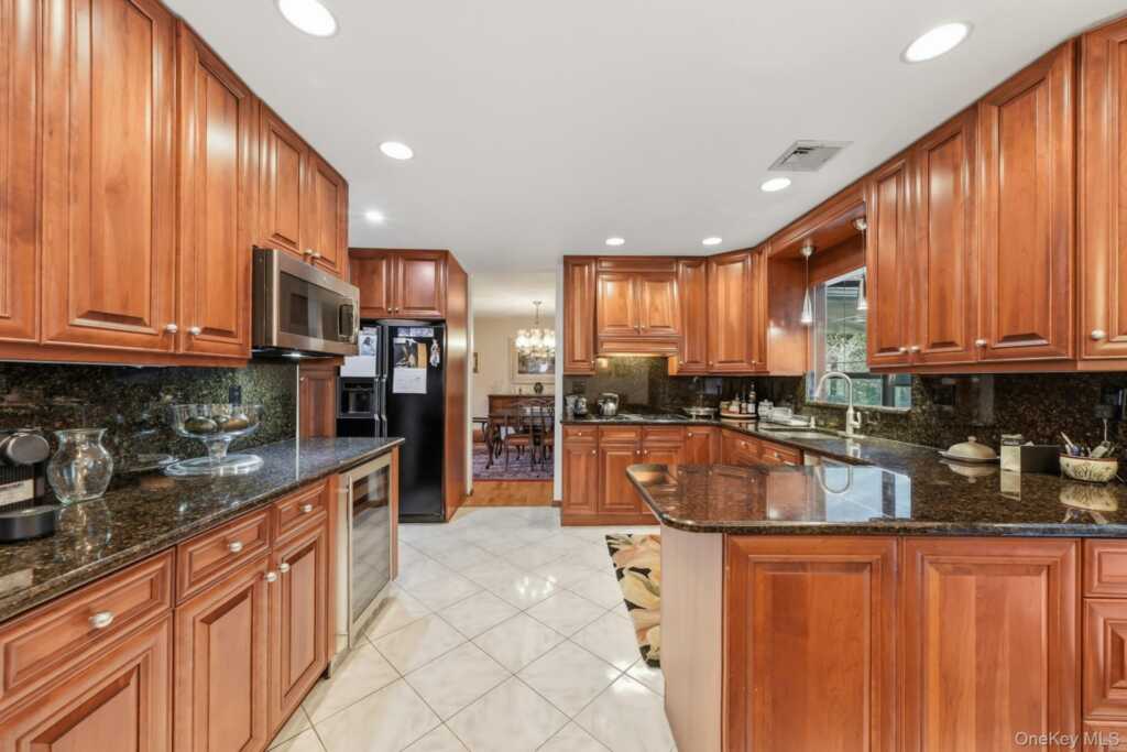 18 Harold Street, Nanuet, NY 10954 - Photo 18 of 50