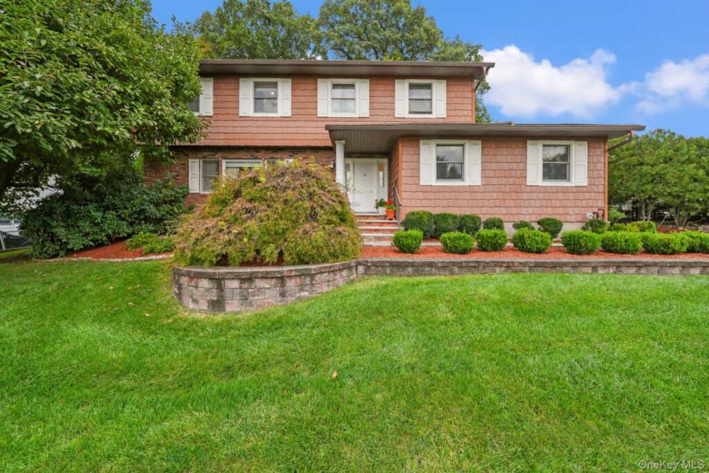 18 Harold Street, Nanuet, NY 10954 - Photo 2 of 50
