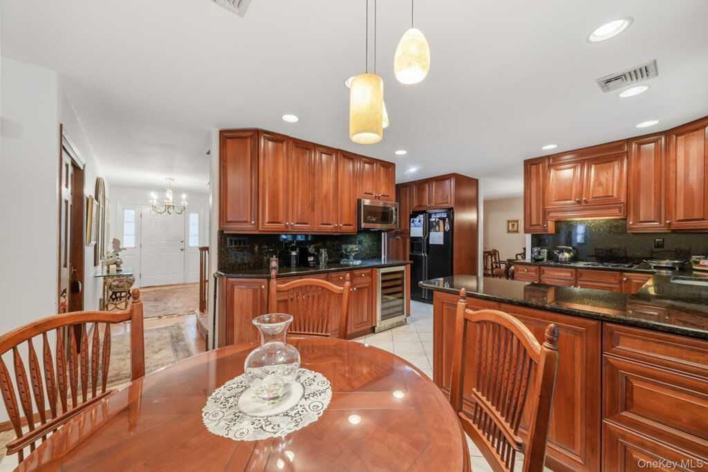 18 Harold Street, Nanuet, NY 10954 - Photo 20 of 50