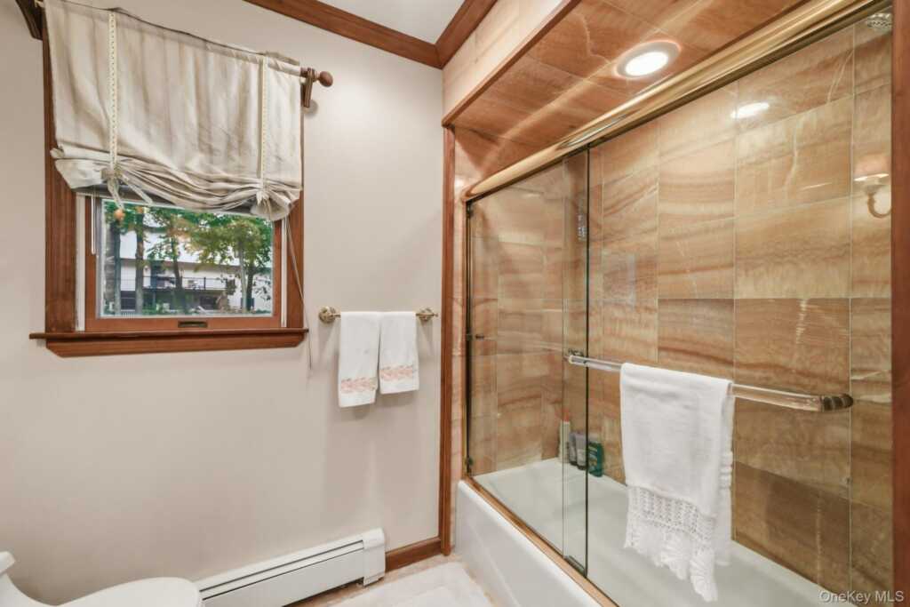 18 Harold Street, Nanuet, NY 10954 - Photo 35 of 50