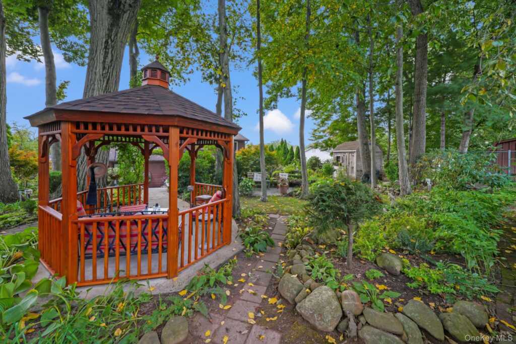 18 Harold Street, Nanuet, NY 10954 - Photo 43 of 50